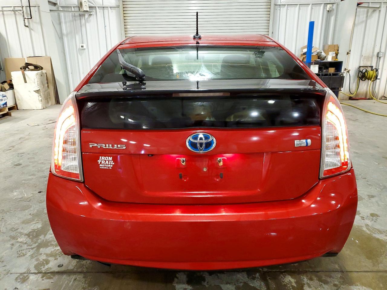 2013 TOYOTA PRIUS THREE photo 16
