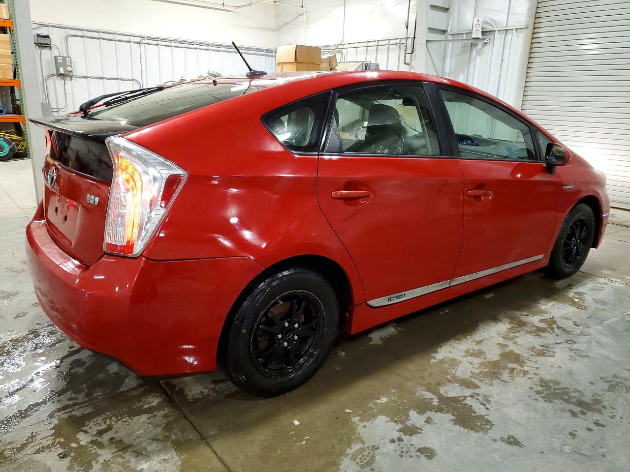 2013 TOYOTA PRIUS THREE photo 7