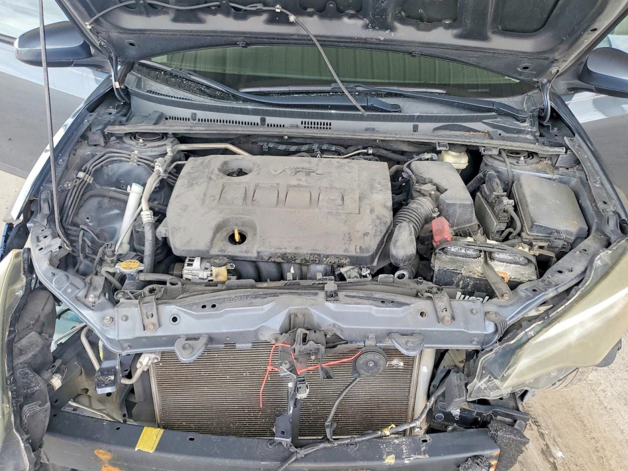 2017 TOYOTA COROLLA LE photo 21