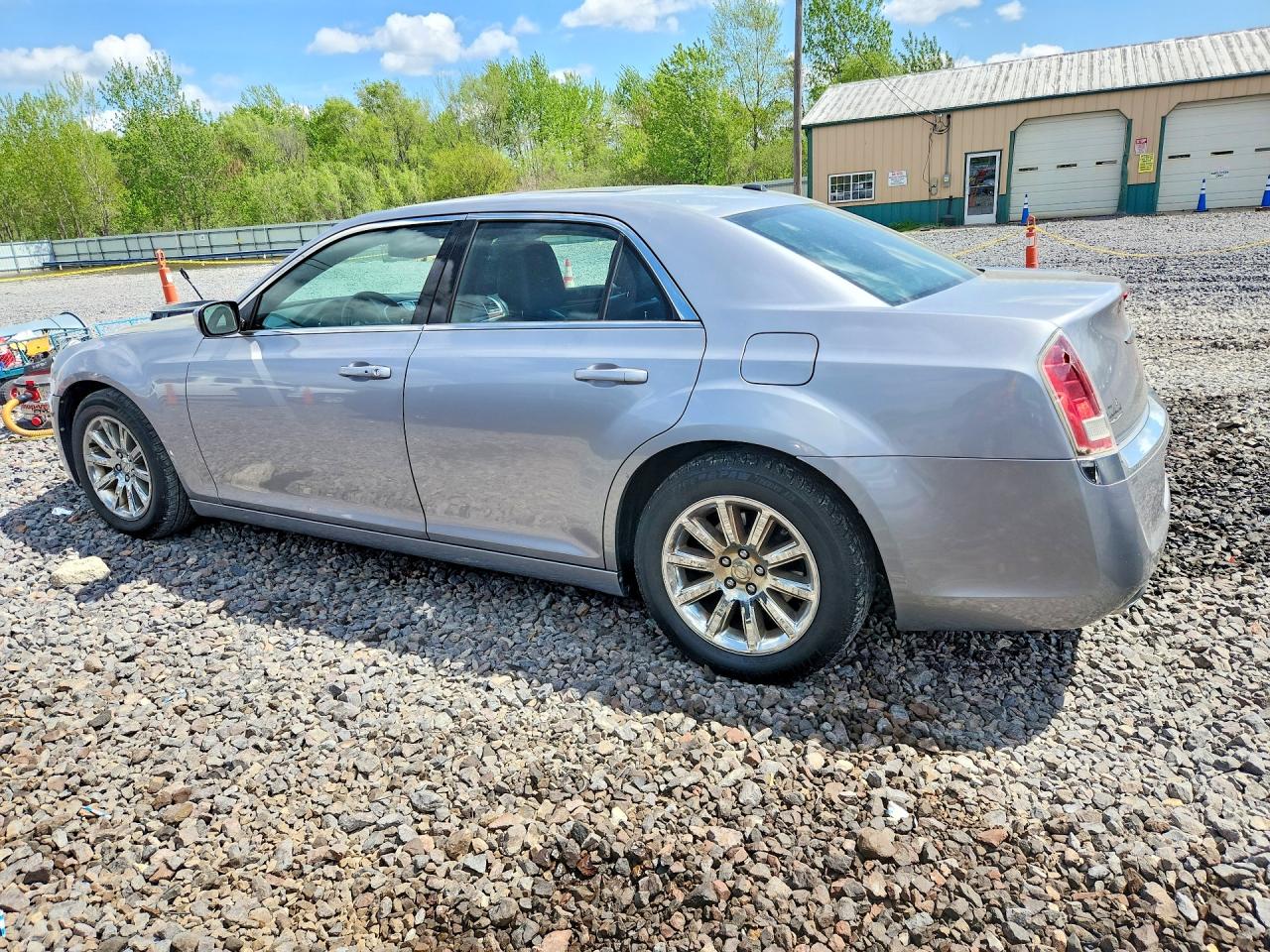 2014 CHRYSLER 300 photo 4