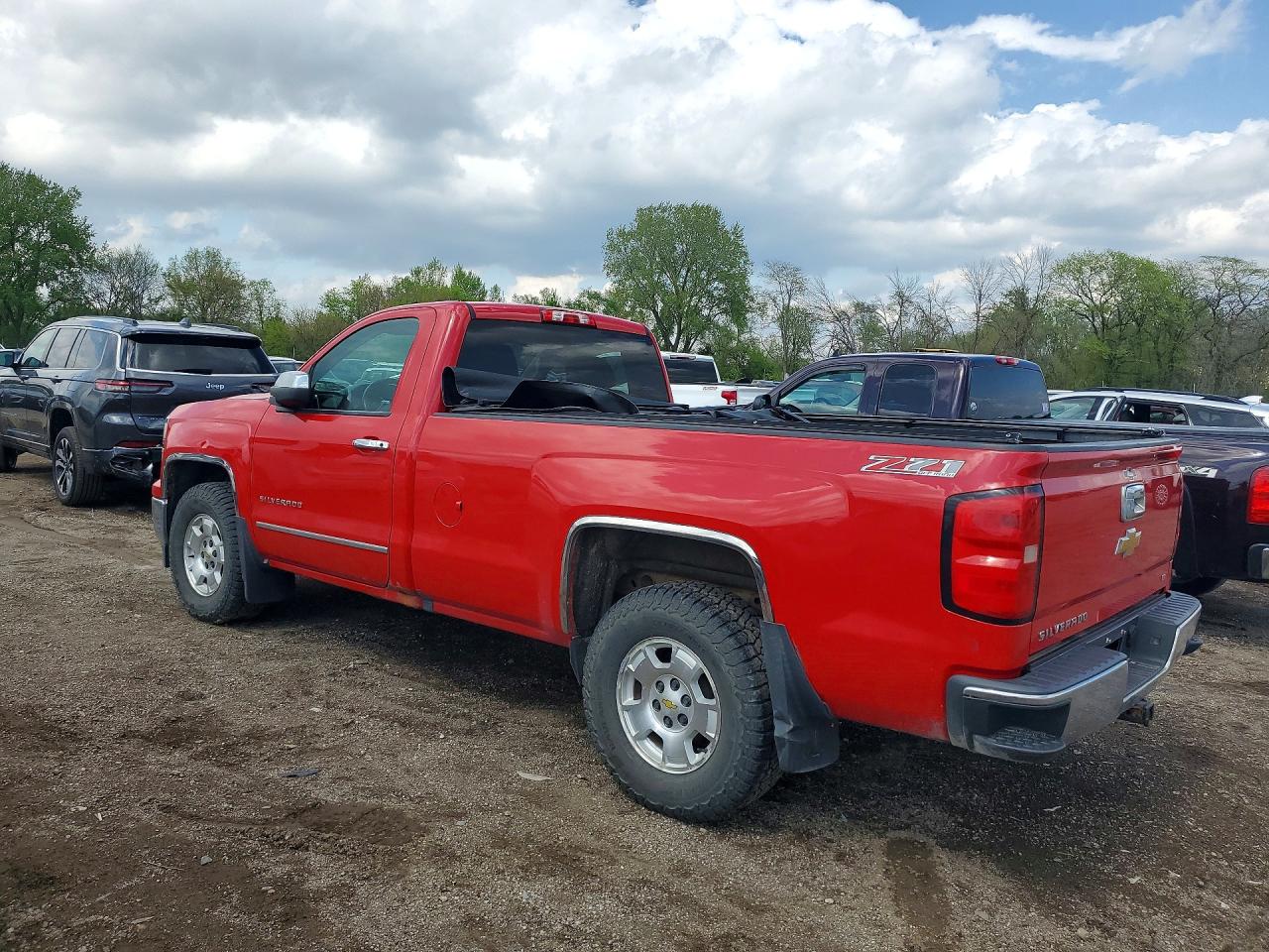 2014 CHEVROLET SILVERADO K1500 LT photo 3