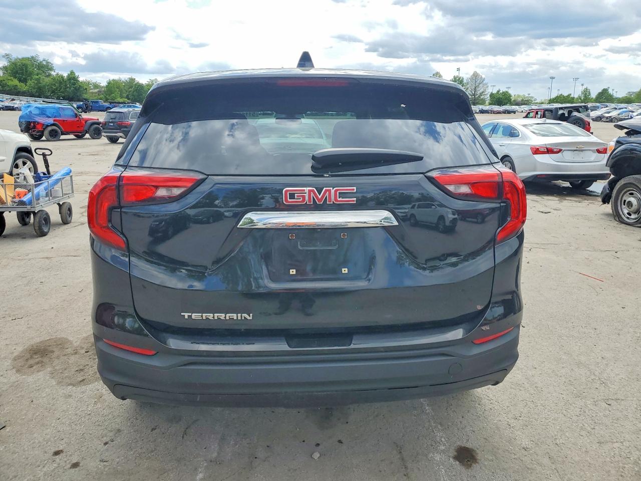 2019 GMC TERRAIN SLE photo 11