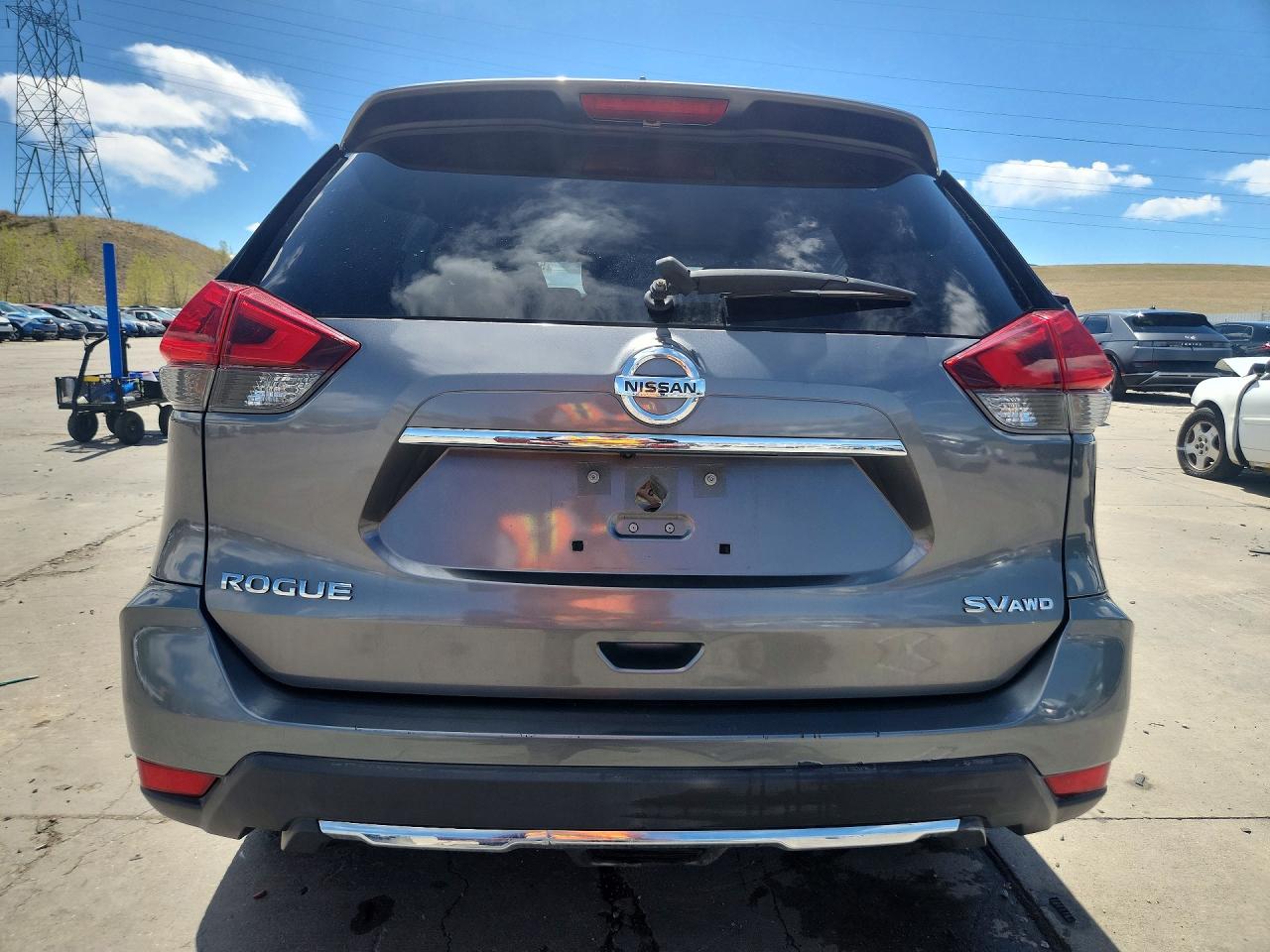 2018 NISSAN ROGUE SV photo 11