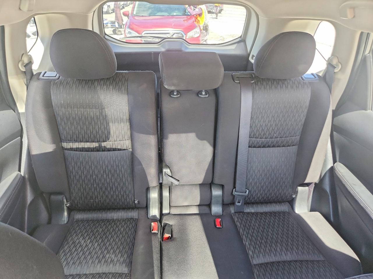2018 NISSAN ROGUE SV photo 19