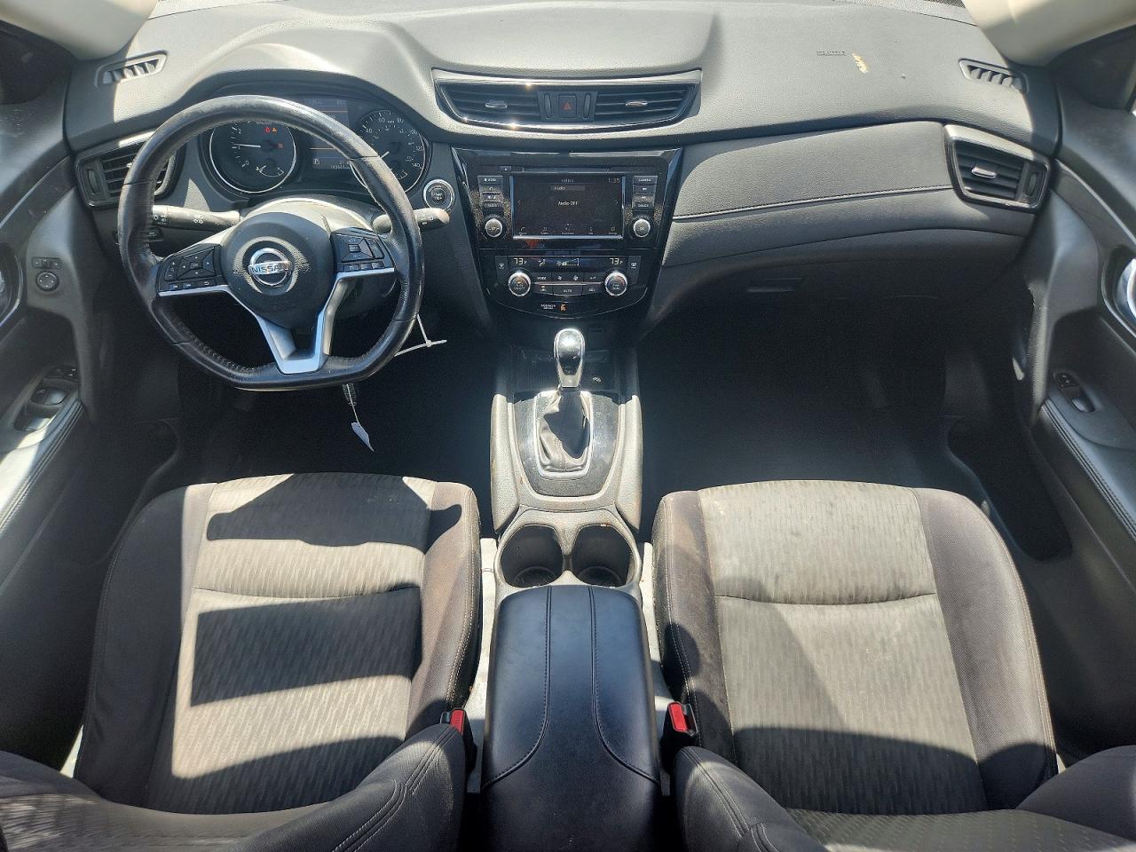 2018 NISSAN ROGUE SV photo 15