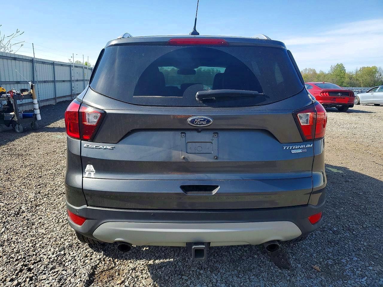2019 FORD ESCAPE TITANIUM photo 6