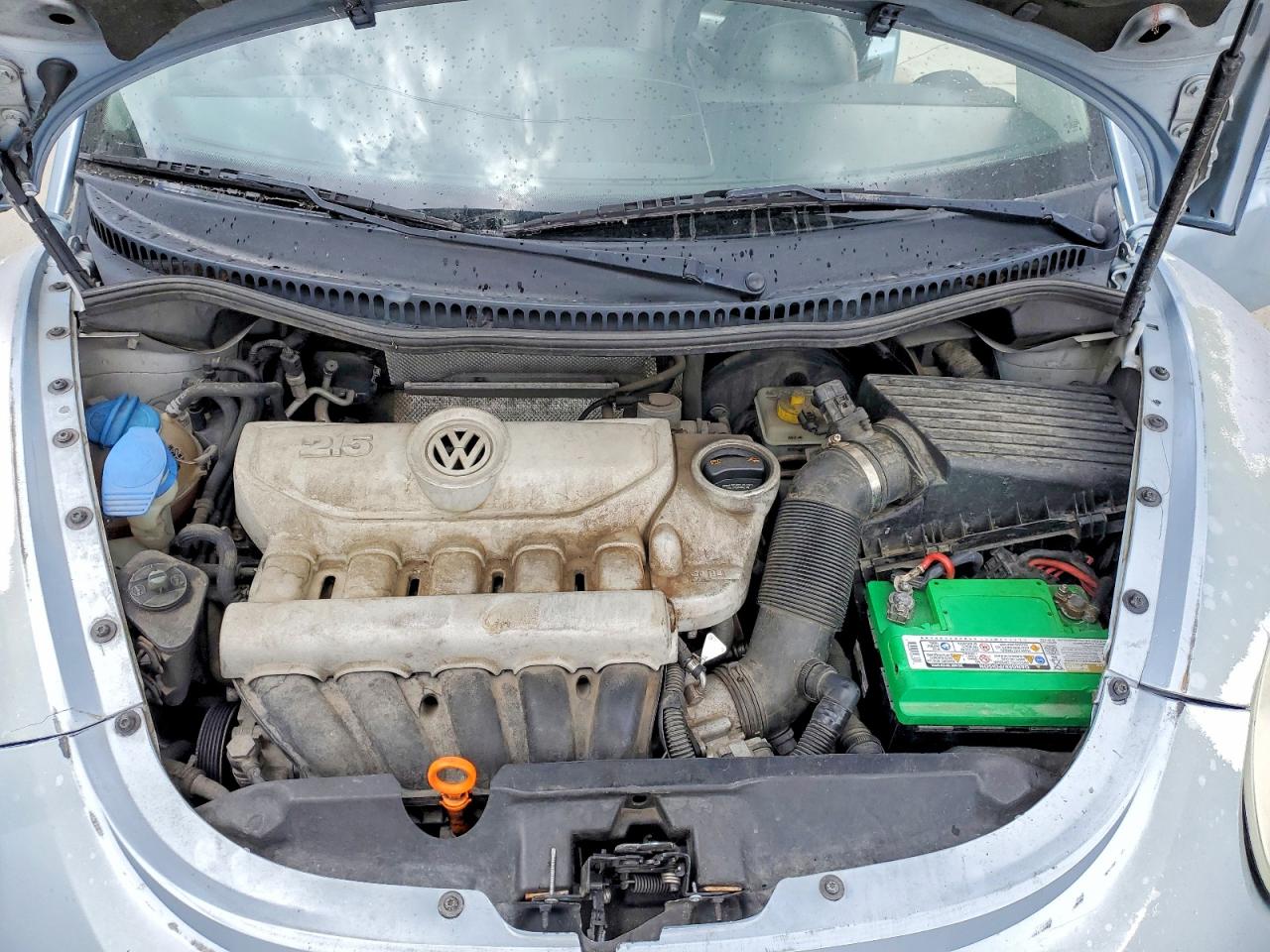 2009 VOLKSWAGEN NEW BEETLE S photo 11