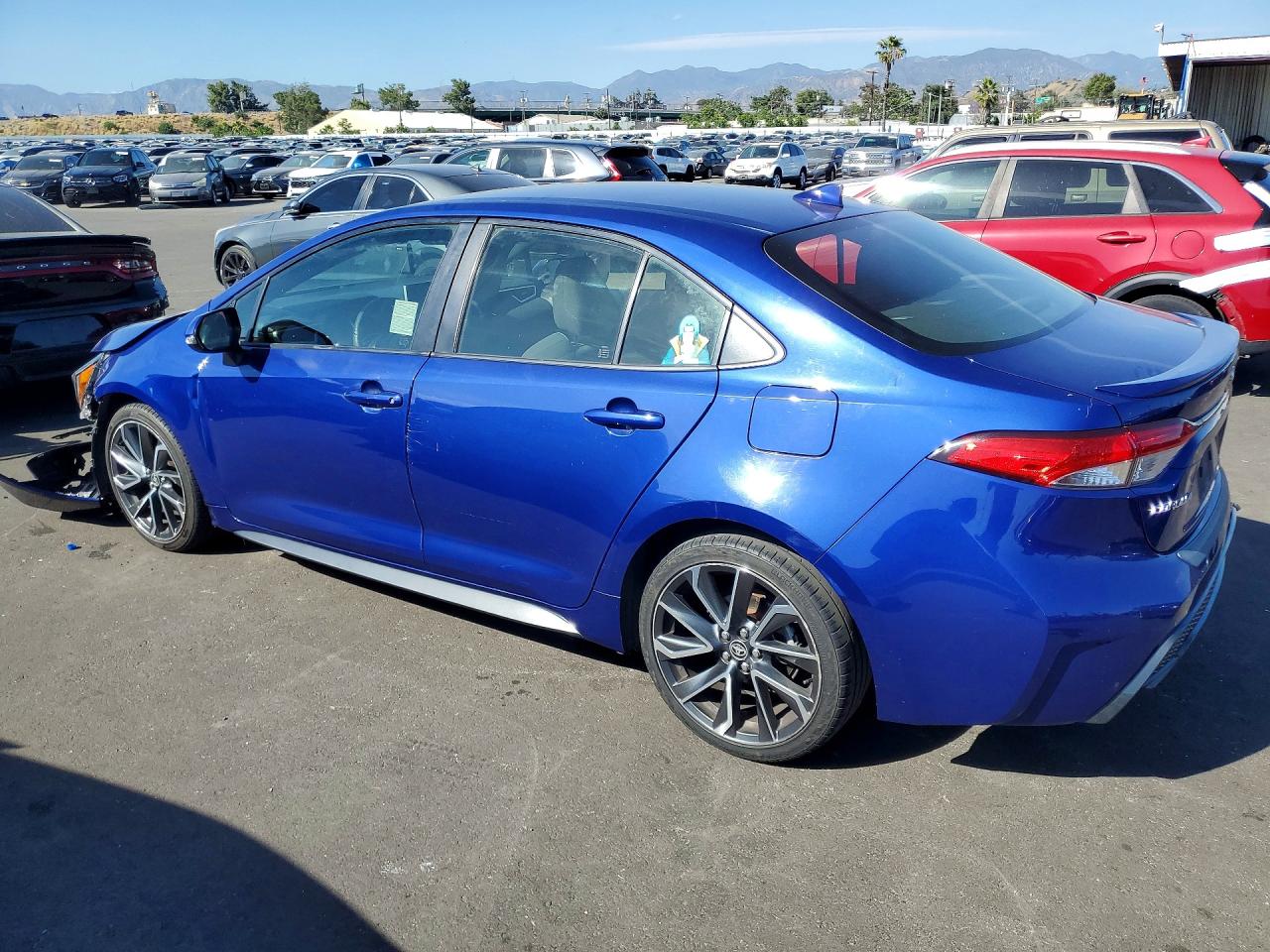 2021 TOYOTA COROLLA SE photo 2