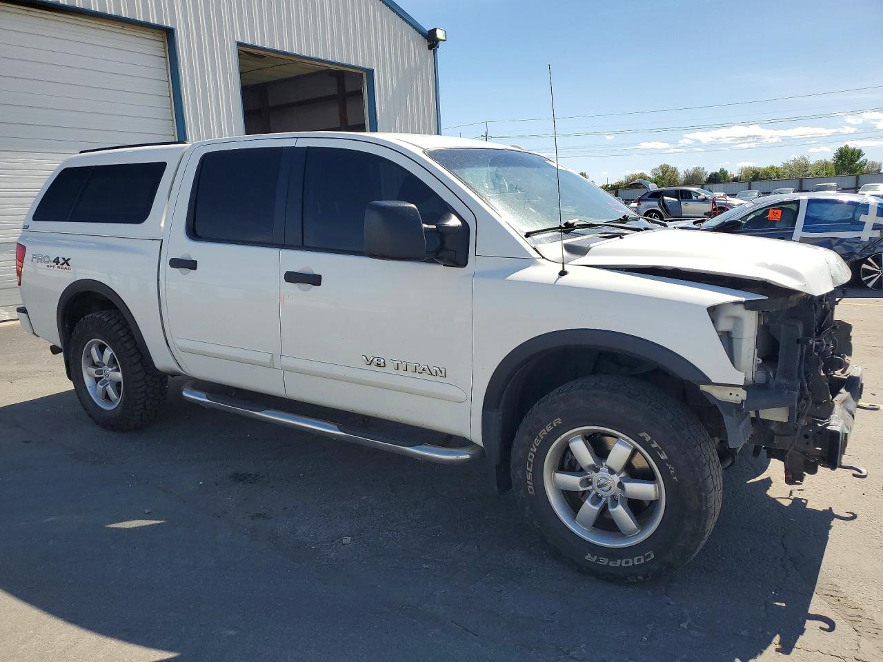 2012 NISSAN TITAN SV photo 10
