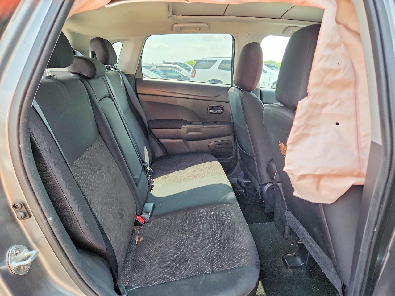 2013 MITSUBISHI OUTLANDER SPORT SE photo 11