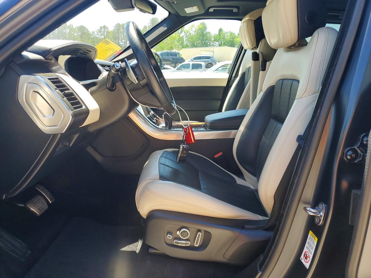 2019 LAND ROVER RANGE ROVER SPORT HSE DYNAMIC photo 19