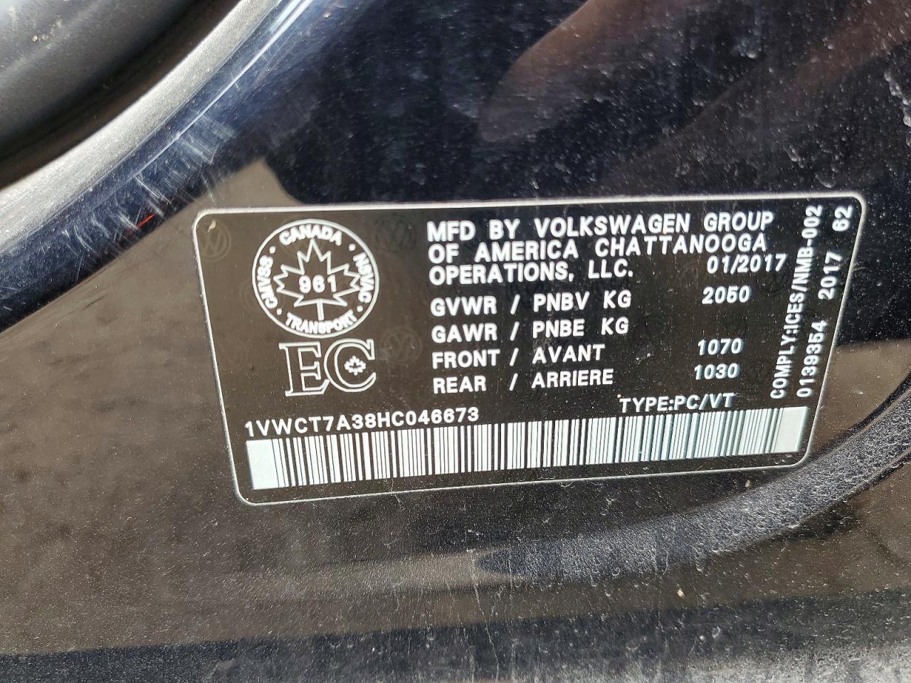 2017 VOLKSWAGEN PASSAT SEL PREMIUM photo 37