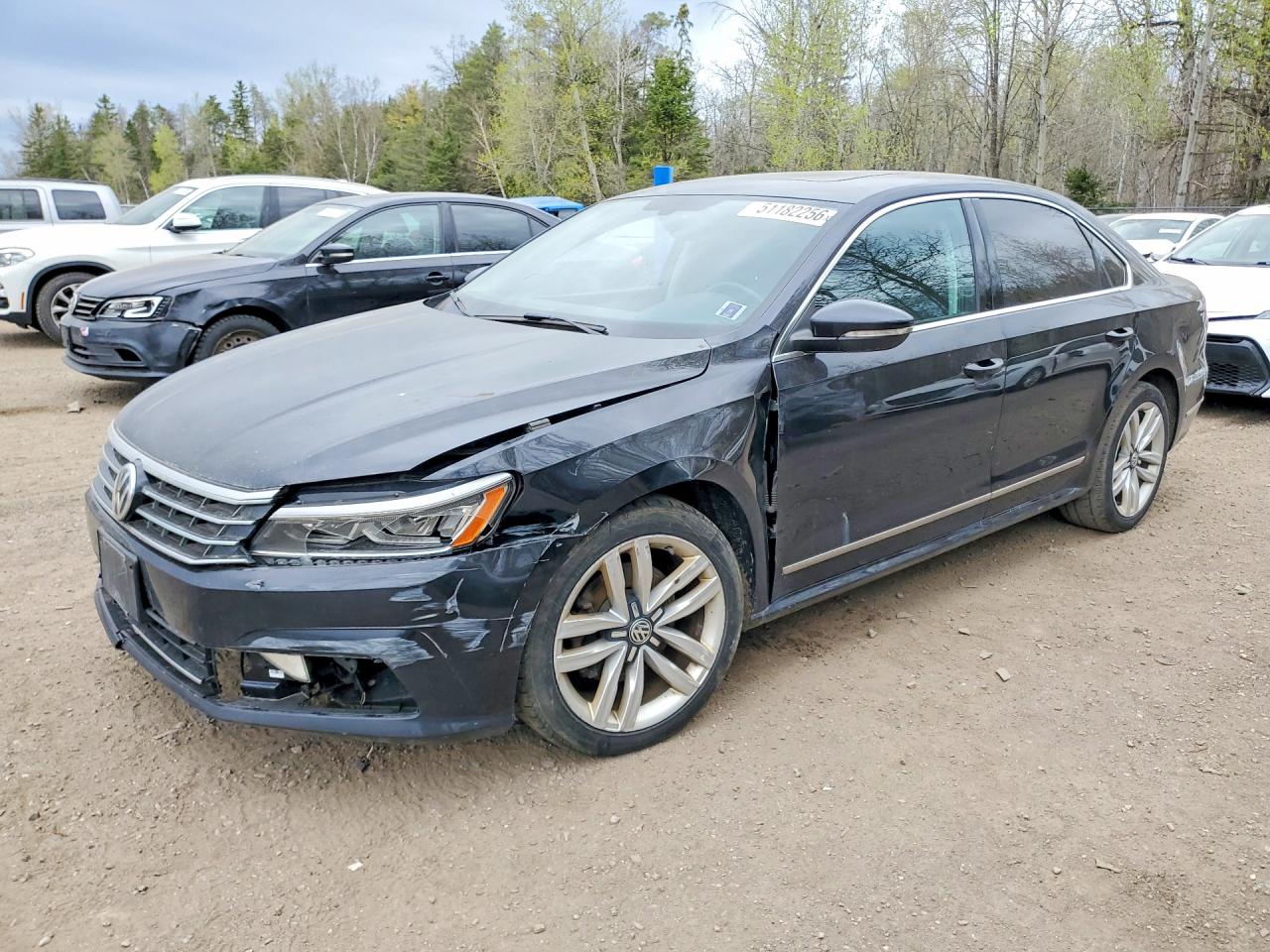 2017 VOLKSWAGEN PASSAT