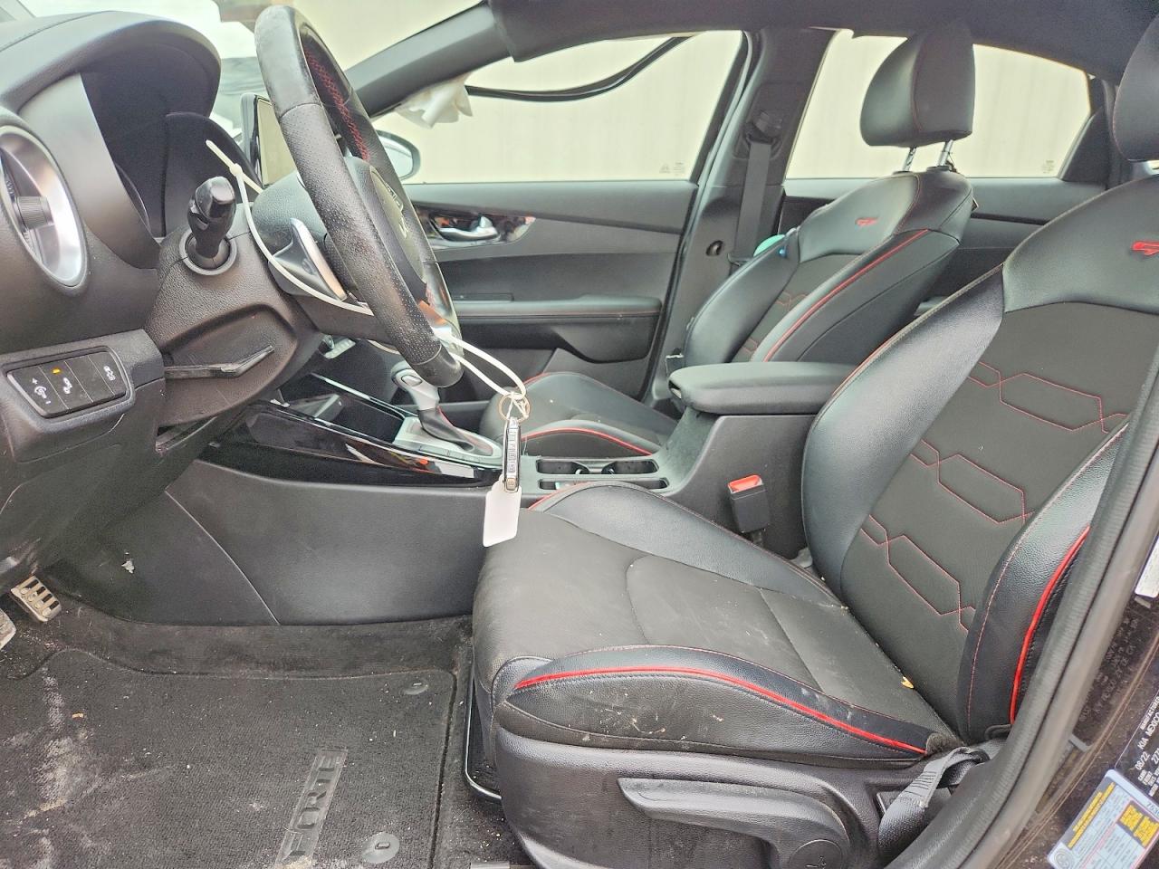 2023 KIA FORTE GT photo 13