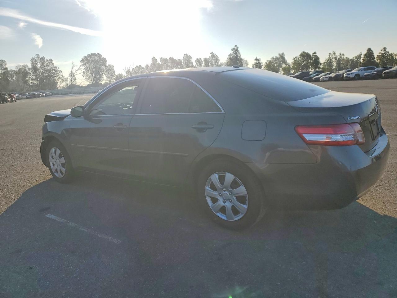 2010 TOYOTA CAMRY LE photo 2