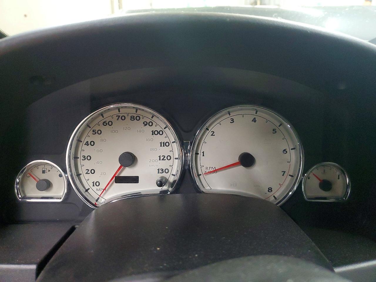2005 SATURN VUE photo 9