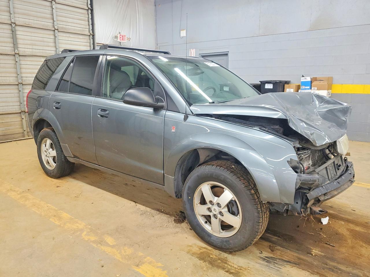 2005 SATURN VUE photo 4