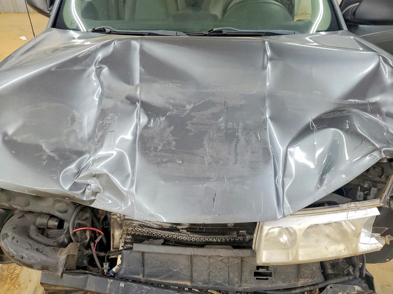 2005 SATURN VUE photo 12