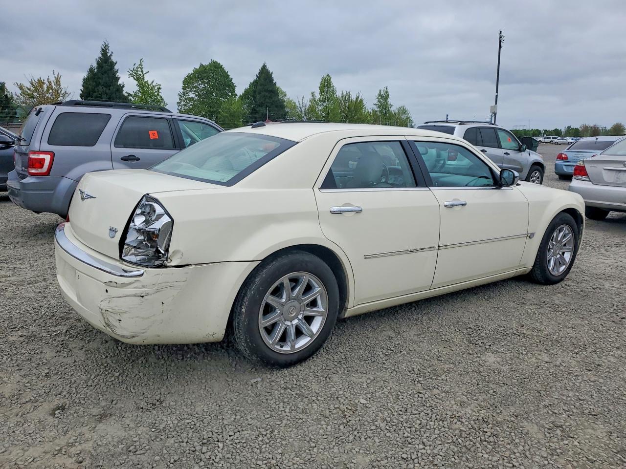 2006 CHRYSLER 300C photo 5