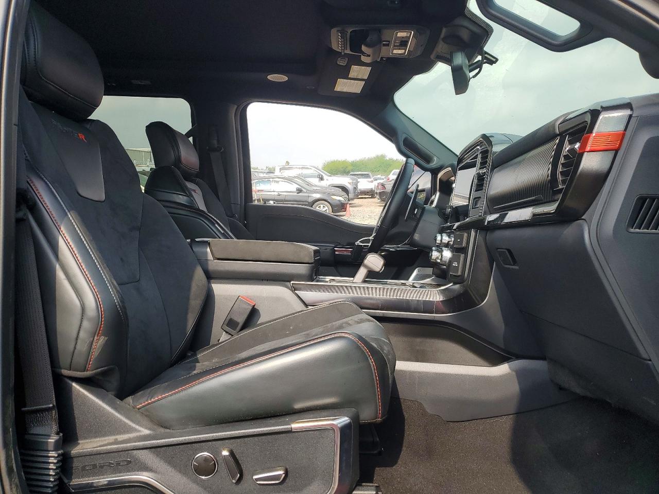 2023 FORD F150 RAPTOR photo 19