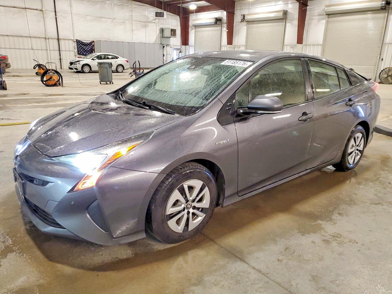 2017 TOYOTA PRIUS