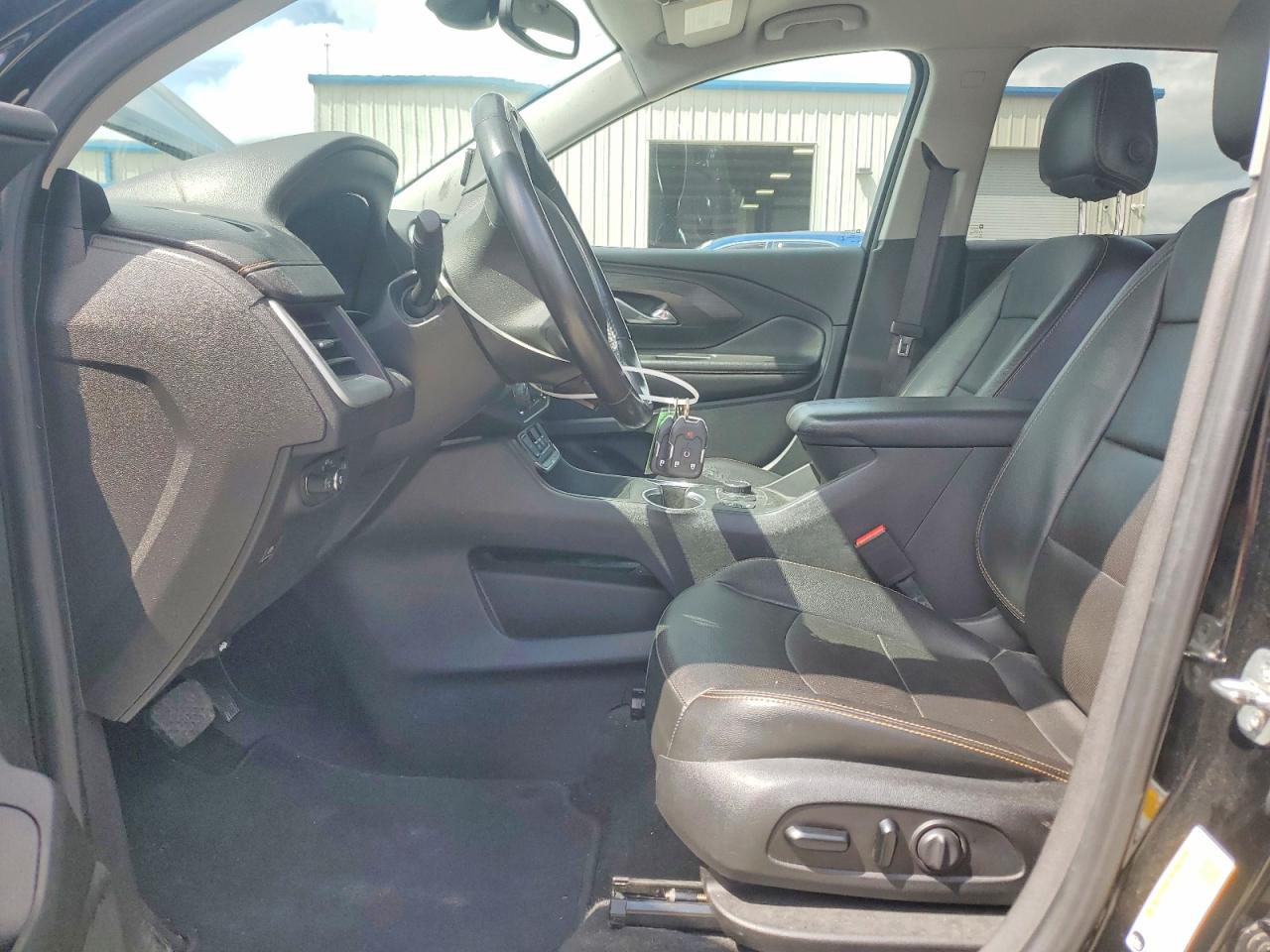 2020 GMC TERRAIN SLT photo 13
