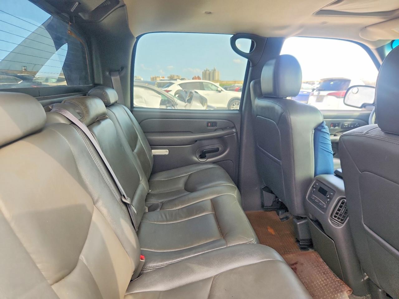 2003 CHEVROLET AVALANCHE C1500 photo 19