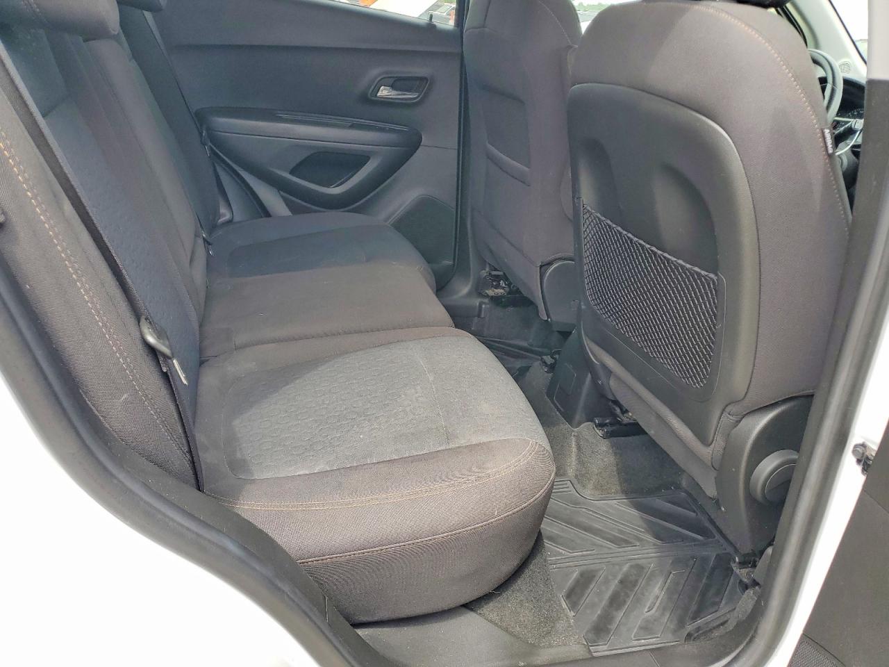 2020 CHEVROLET TRAX LS photo 21