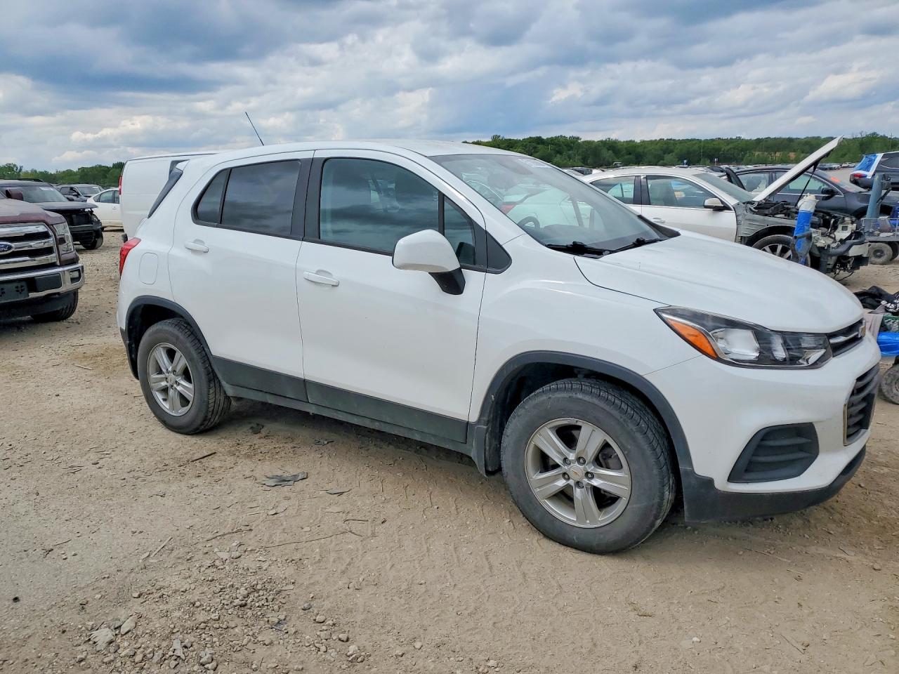 2020 CHEVROLET TRAX LS photo 7