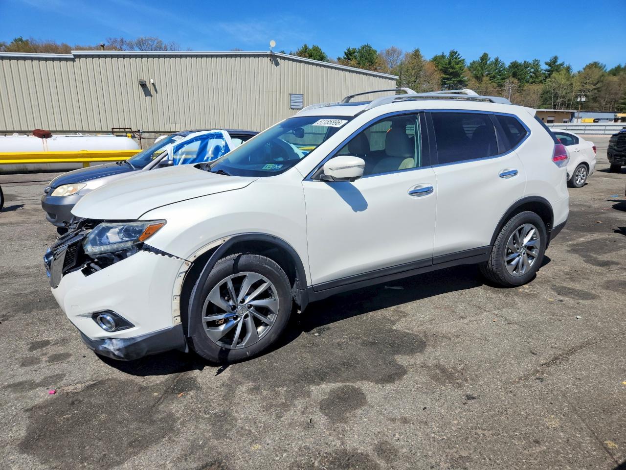 2014 NISSAN ROGUE