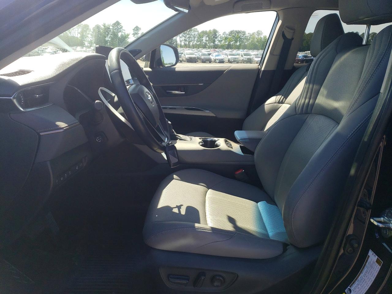 2023 TOYOTA VENZA LIMITED photo 13