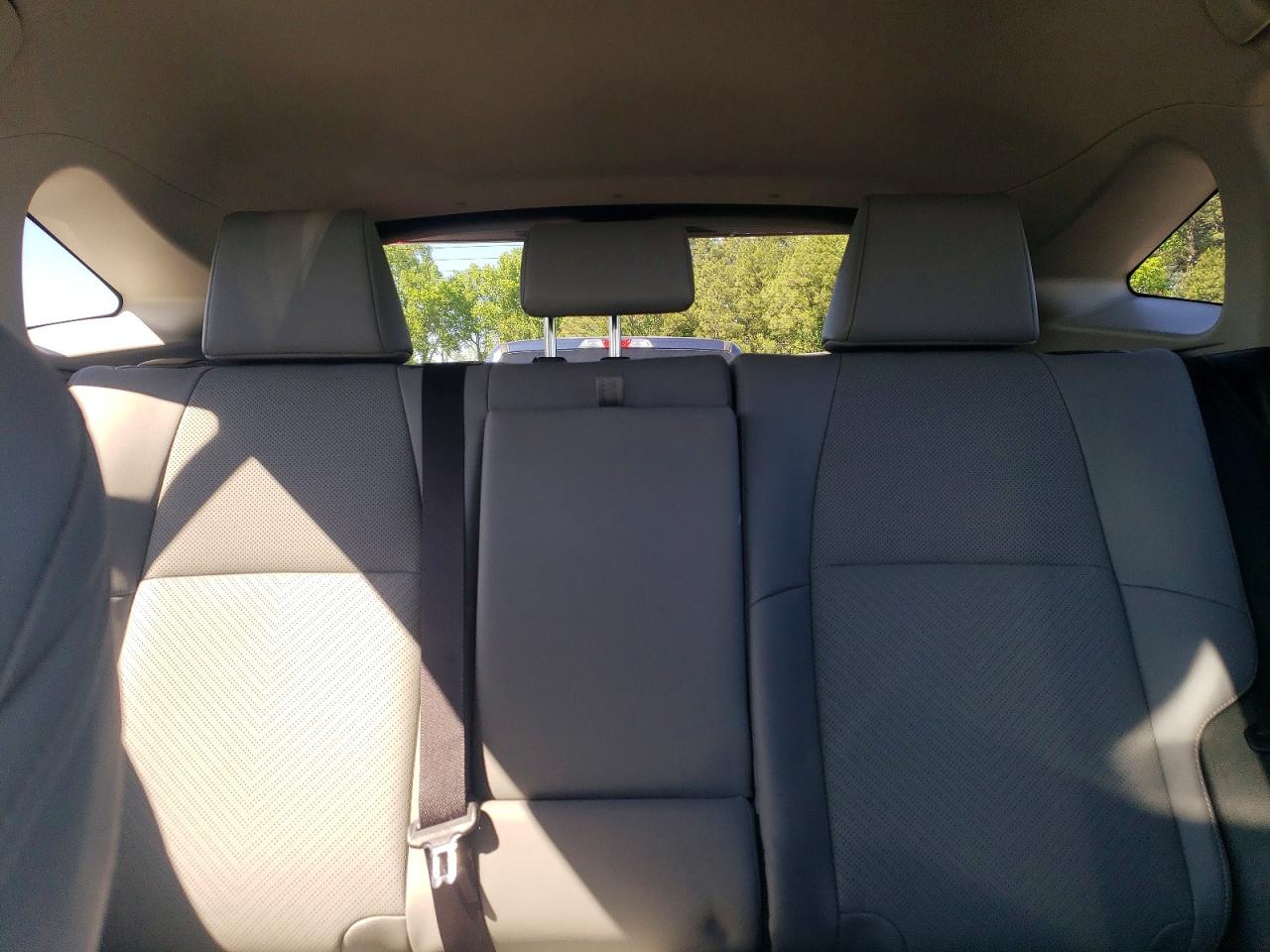 2023 TOYOTA VENZA LIMITED photo 19