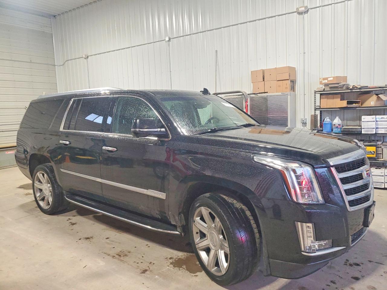 2019 CADILLAC ESCALADE ESV PREMIUM LUXURY photo 4
