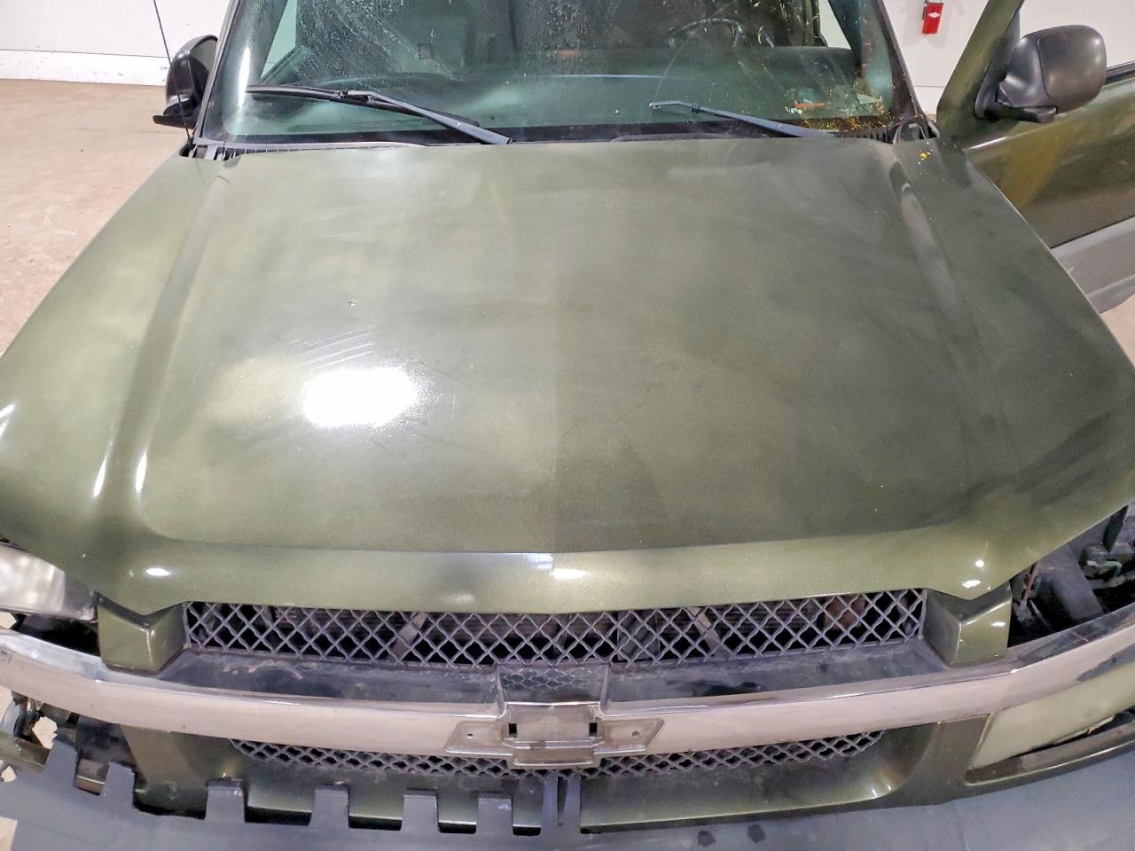 2002 CHEVROLET AVALANCHE K1500 photo 31
