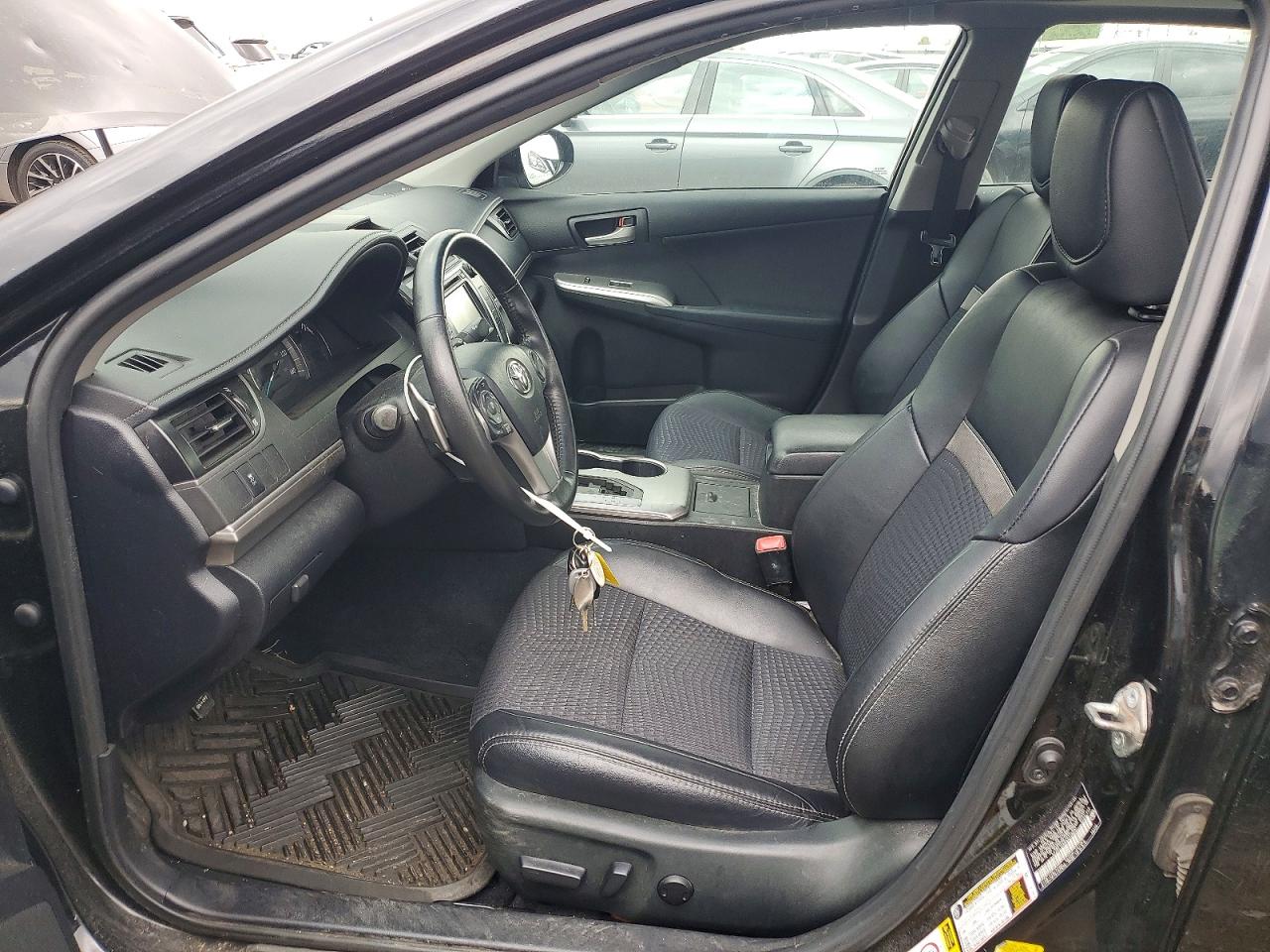 2012 TOYOTA CAMRY SE SPORT LIMITED EDITION photo 13