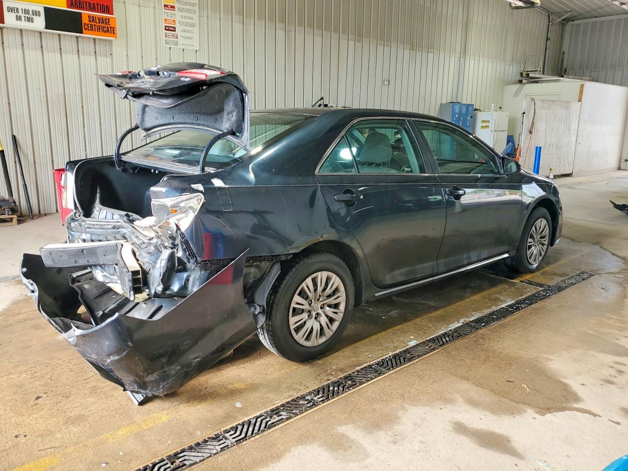 2014 TOYOTA CAMRY LE photo 5