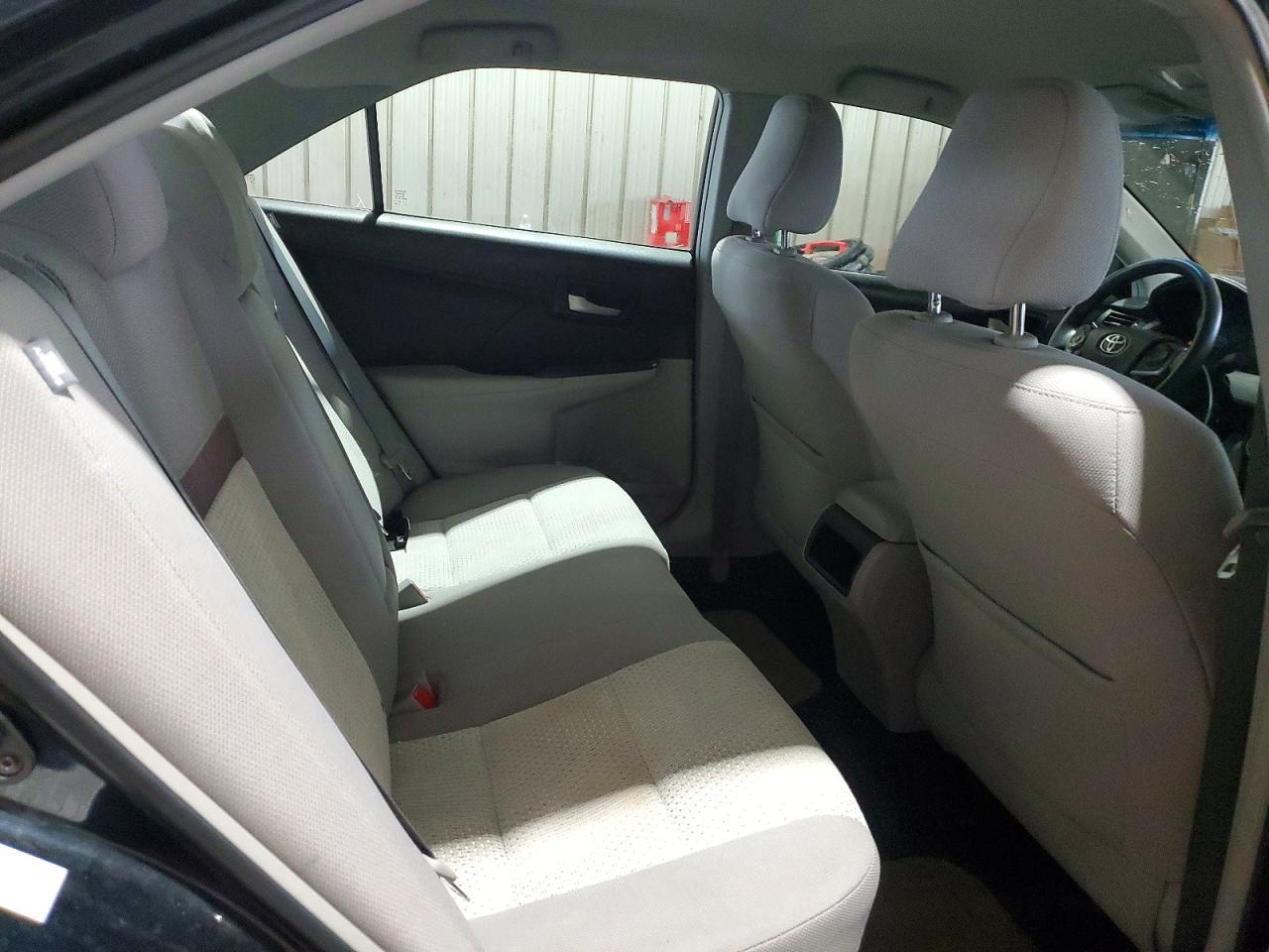 2014 TOYOTA CAMRY LE photo 19