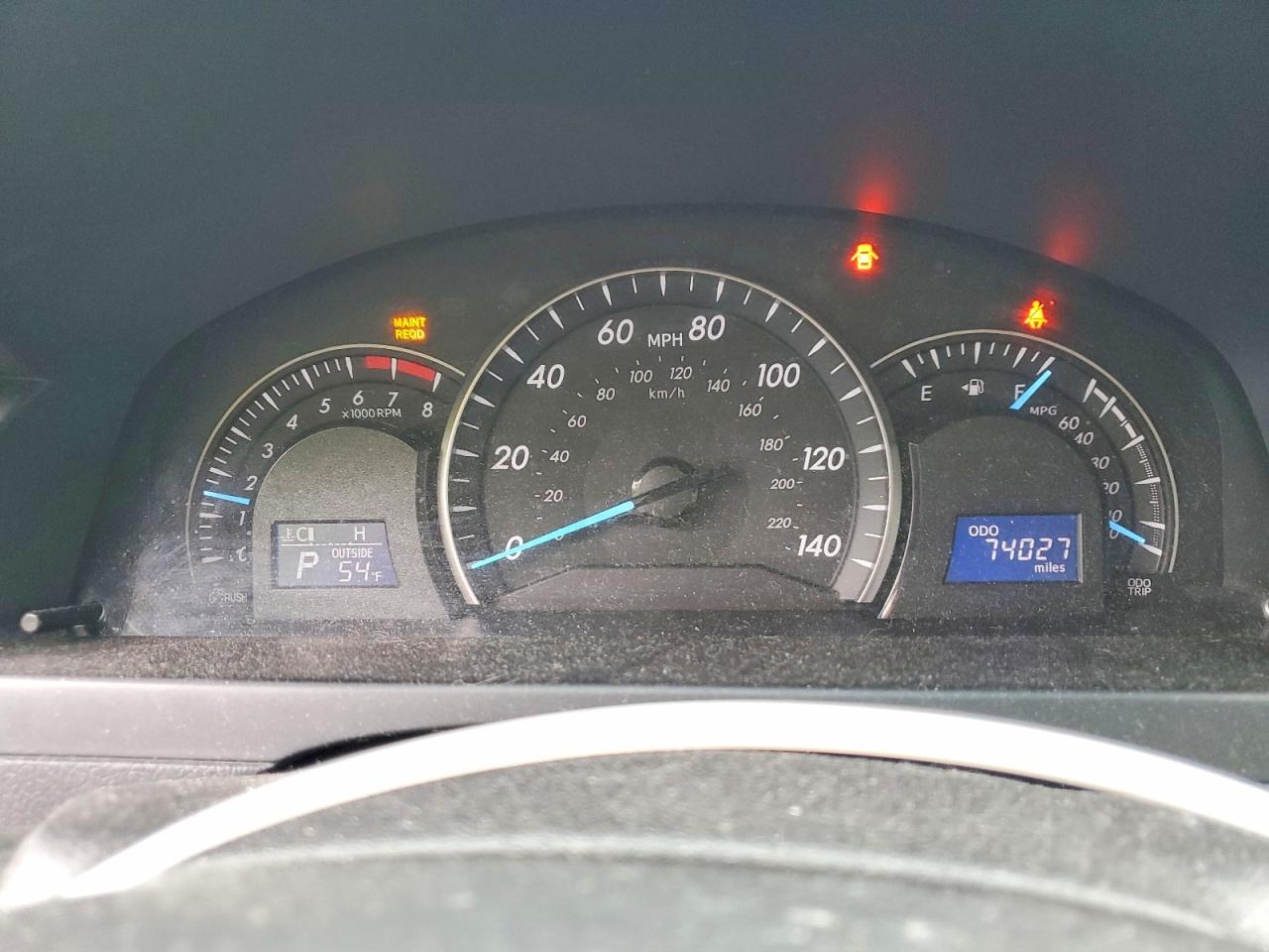2014 TOYOTA CAMRY LE photo 17