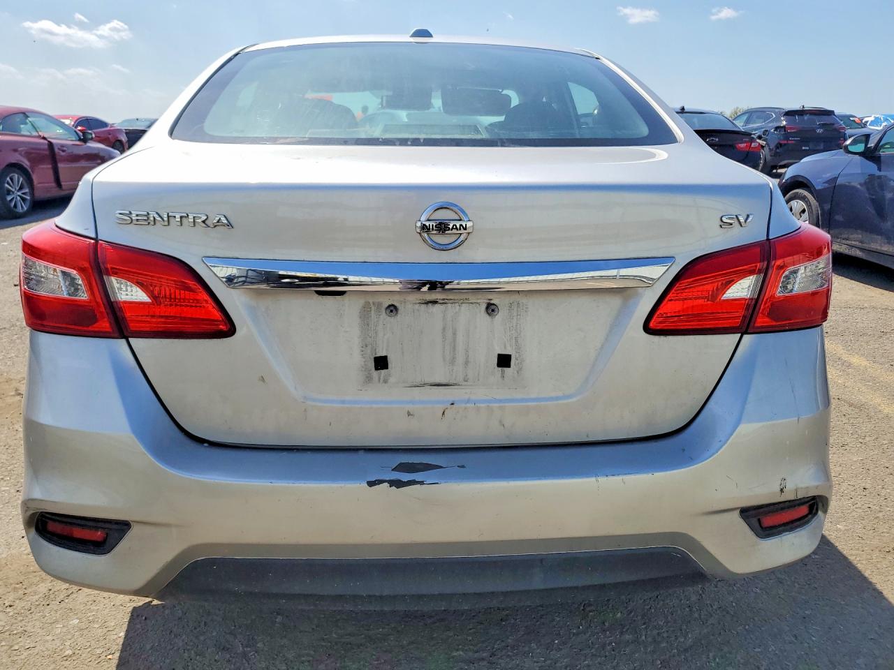 2018 NISSAN SENTRA SV photo 6