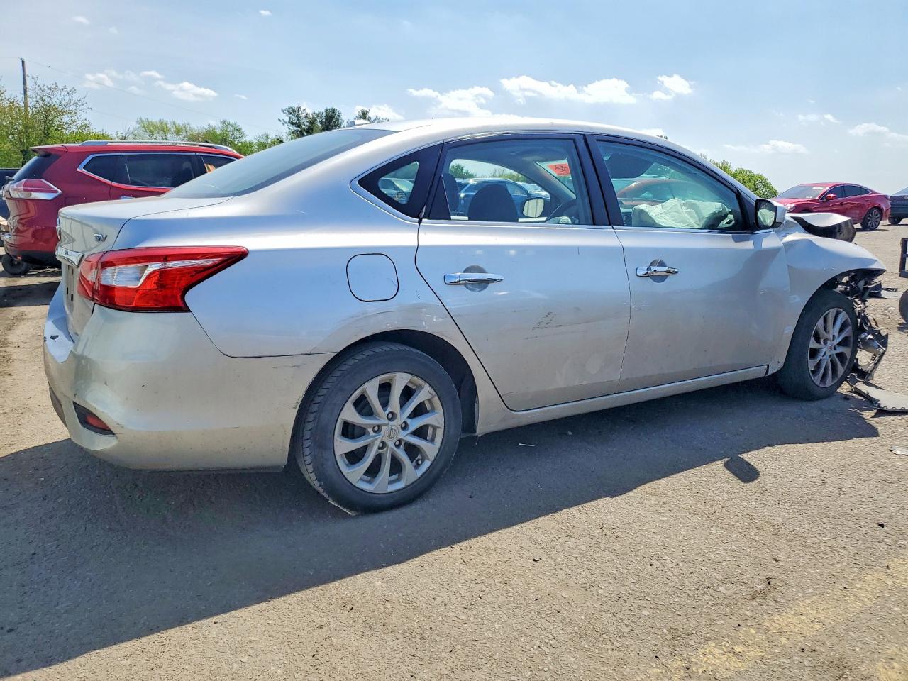 2018 NISSAN SENTRA SV photo 3