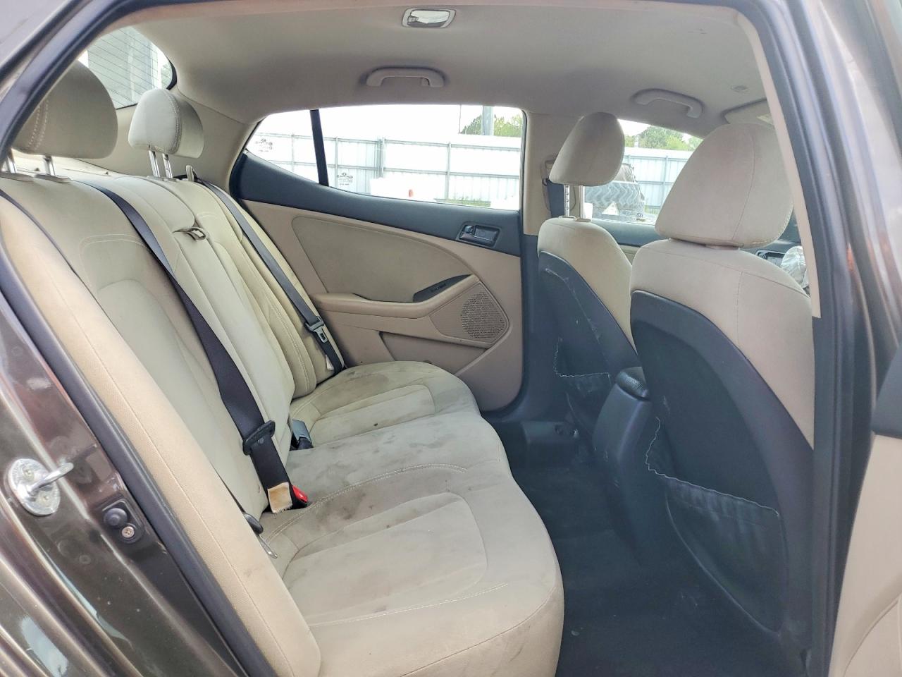 2011 KIA OPTIMA LX photo 19