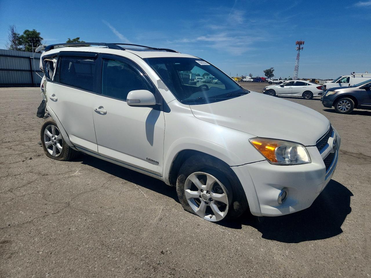 2011 TOYOTA RAV4 LIMITED photo 7