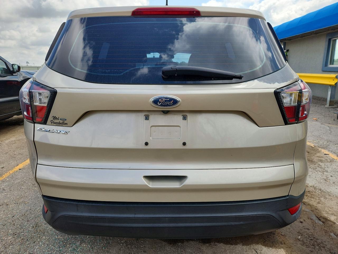 2017 FORD ESCAPE S photo 11