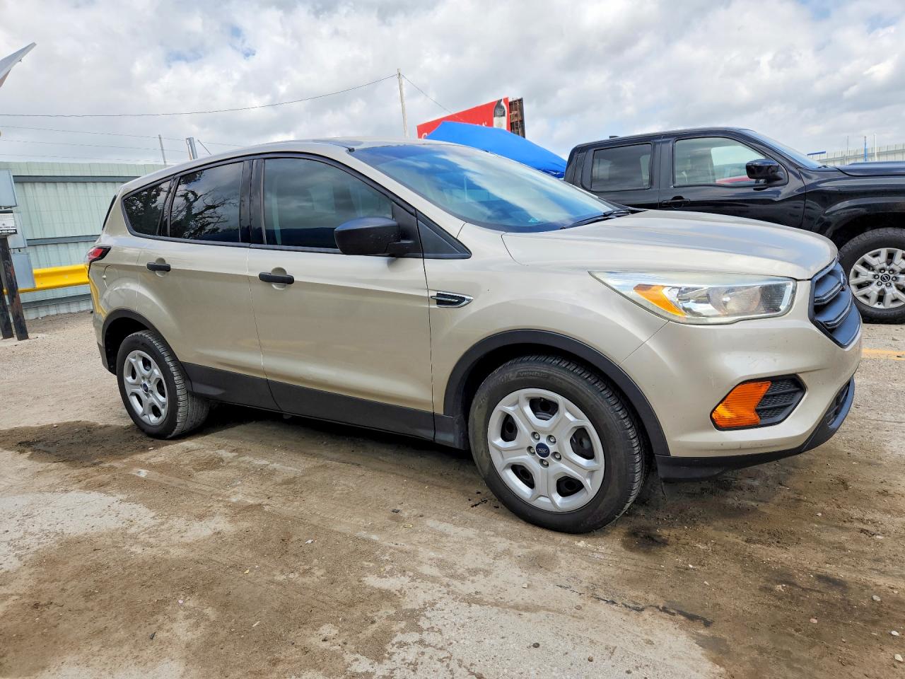2017 FORD ESCAPE S photo 7