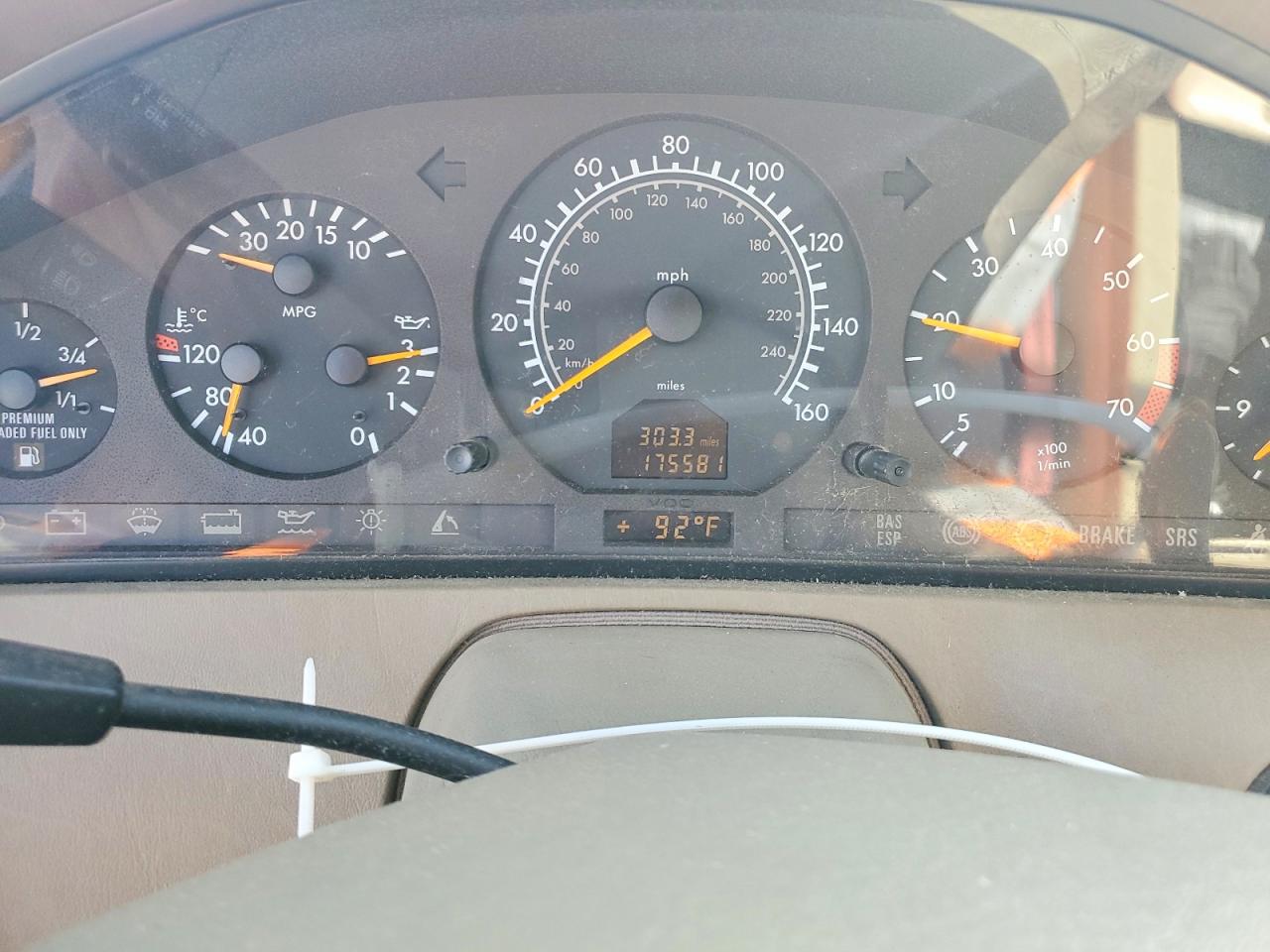 1998 MERCEDES-BENZ SL 500 photo 17