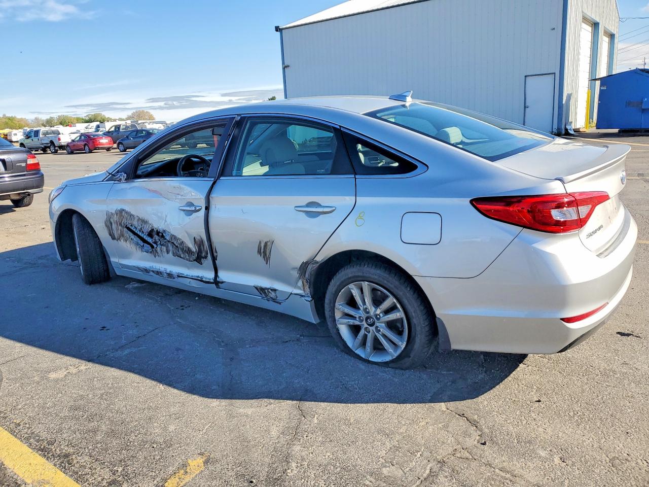 2015 HYUNDAI SONATA photo 4