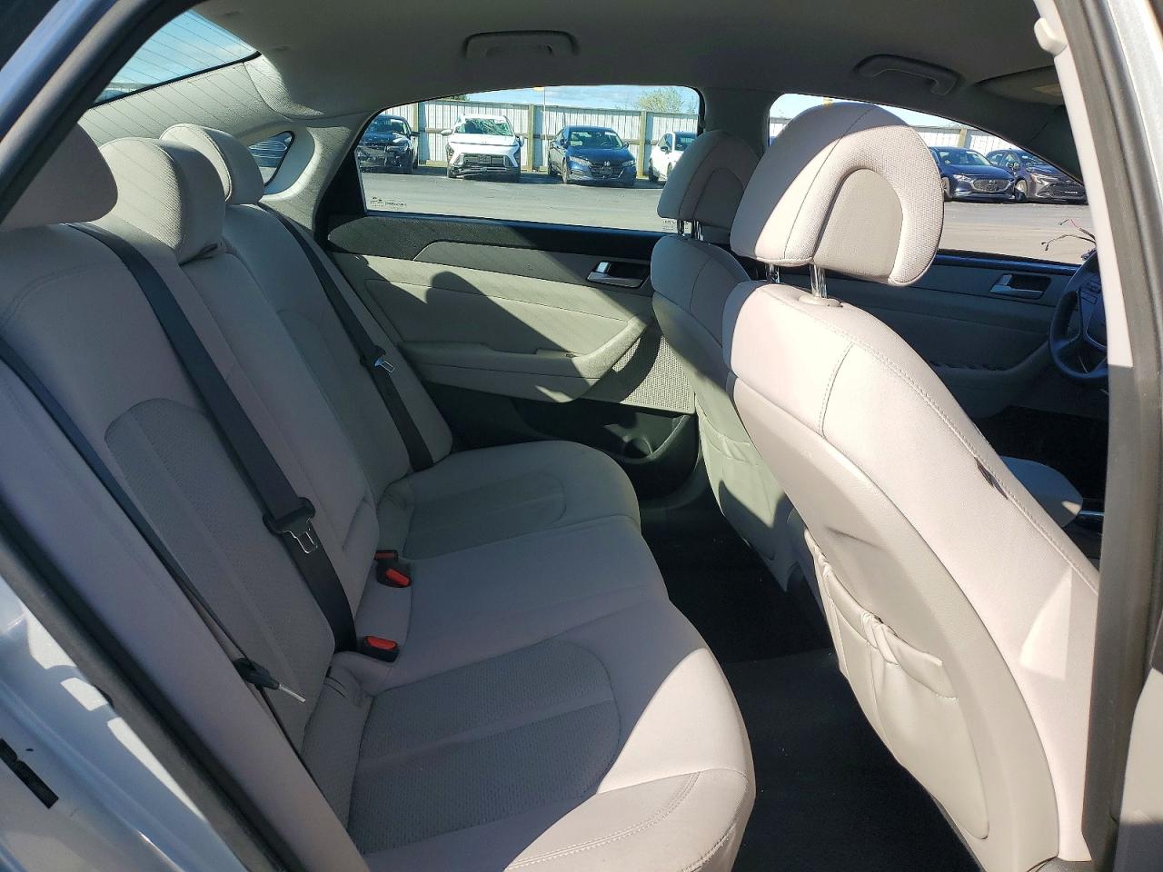 2015 HYUNDAI SONATA photo 28