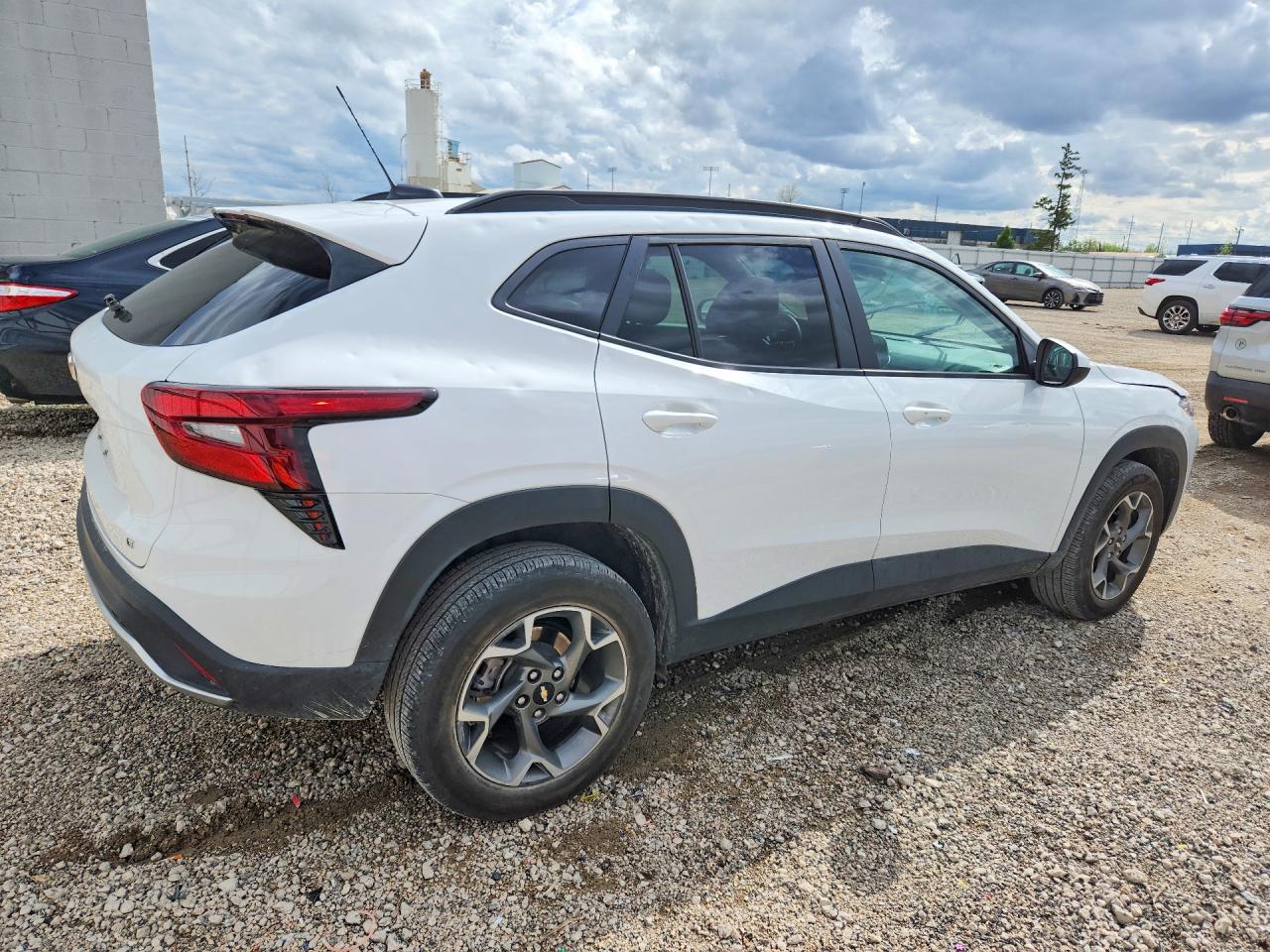 2025 CHEVROLET TRAX 1LT photo 7
