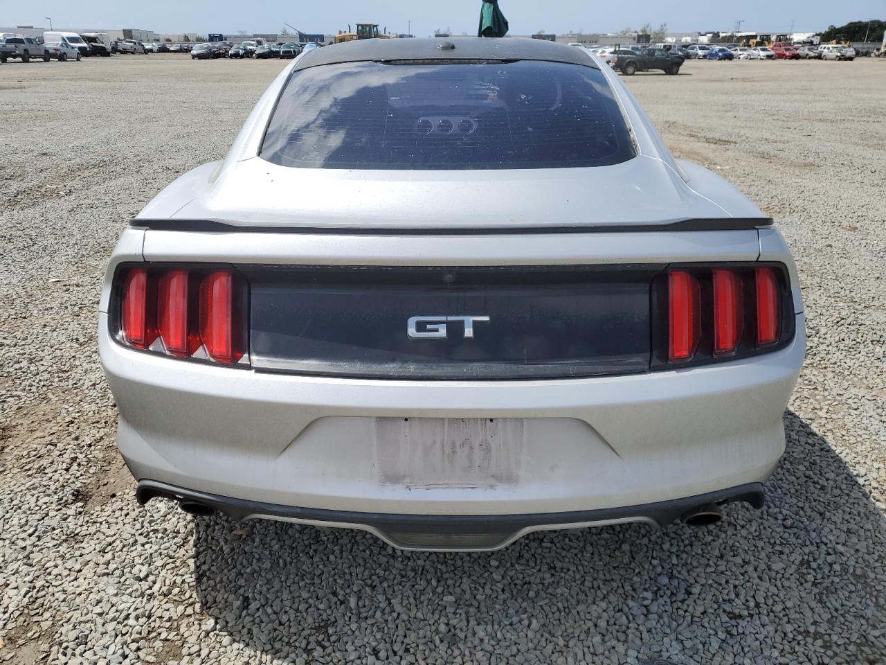 2015 FORD MUSTANG GT photo 11