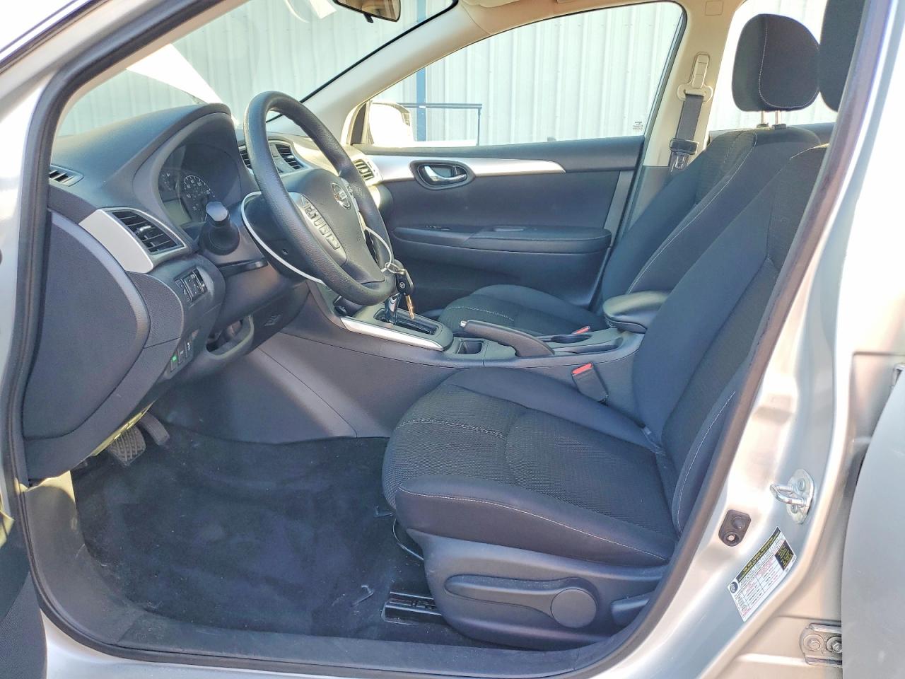 2017 NISSAN SENTRA S photo 7